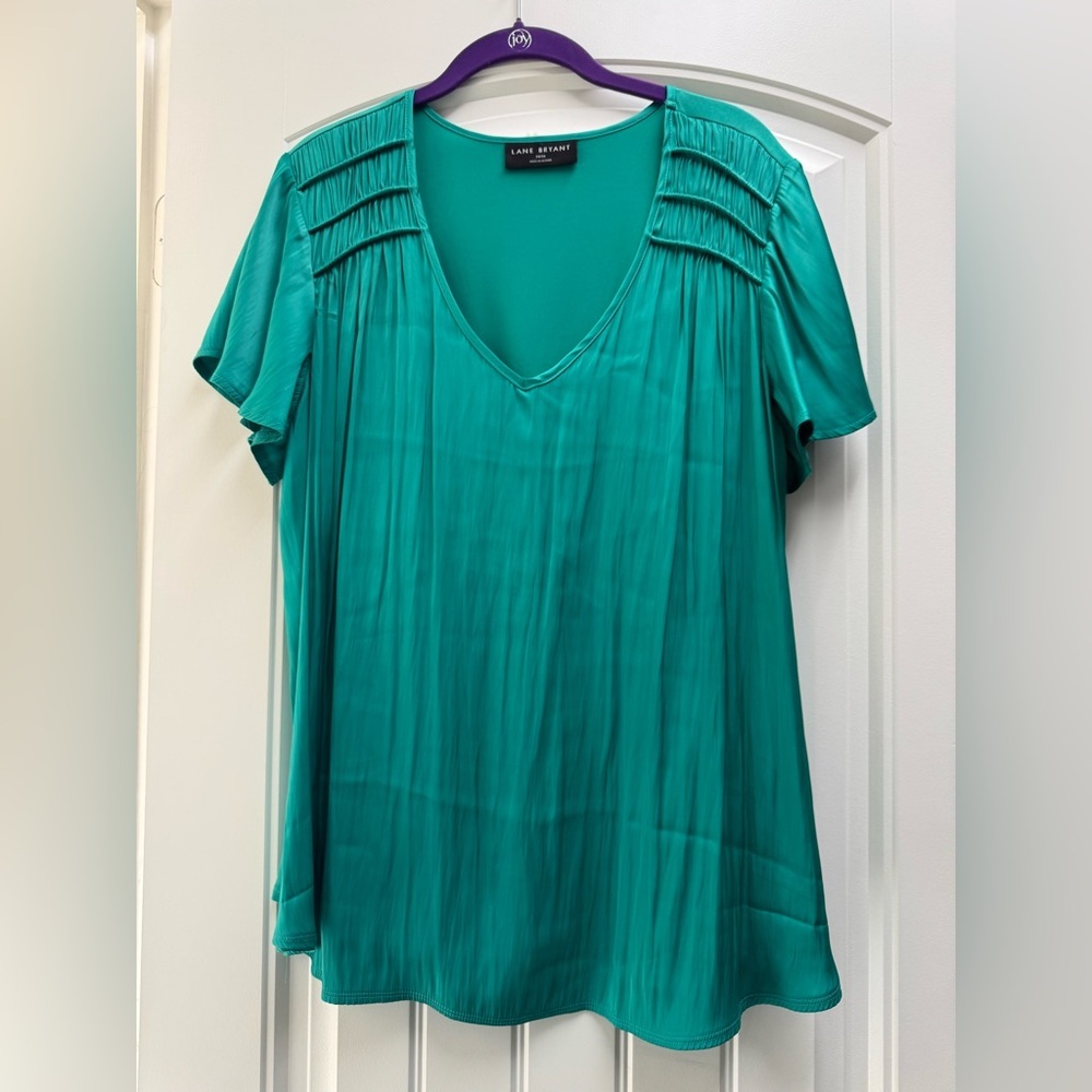 Lane Bryant Green Pleated Short Sleeve Blouse